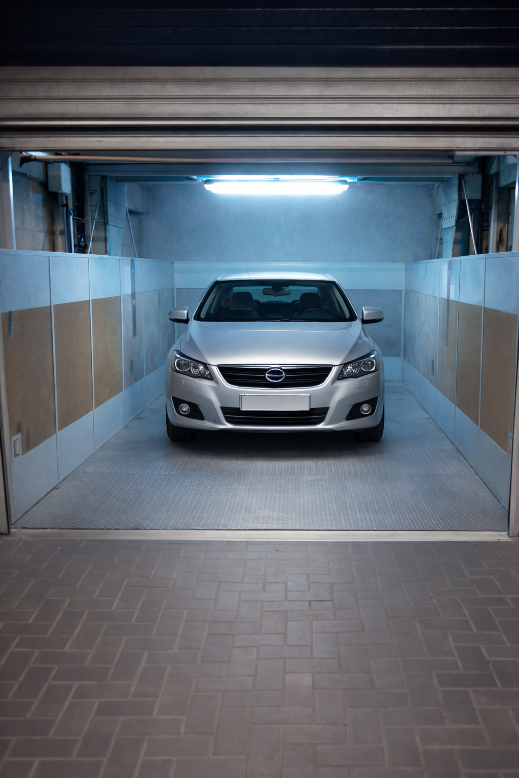 1b7e4cb4-1f49-4965-a44e-076c3b9321a2